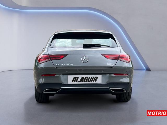 Mercedes Benz Cla Shooting Brake image 1