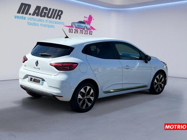 Renault Clio image 8