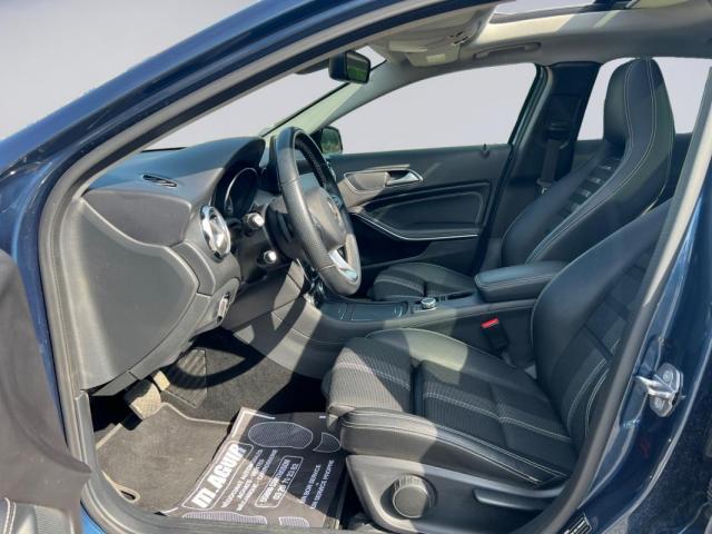 Mercedes Benz Gla image 1