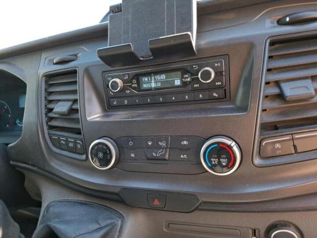 Ford Transit Custom image 6