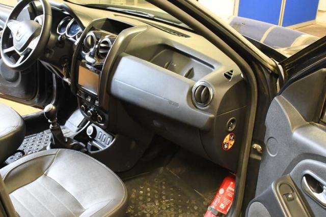 Dacia Duster image 6