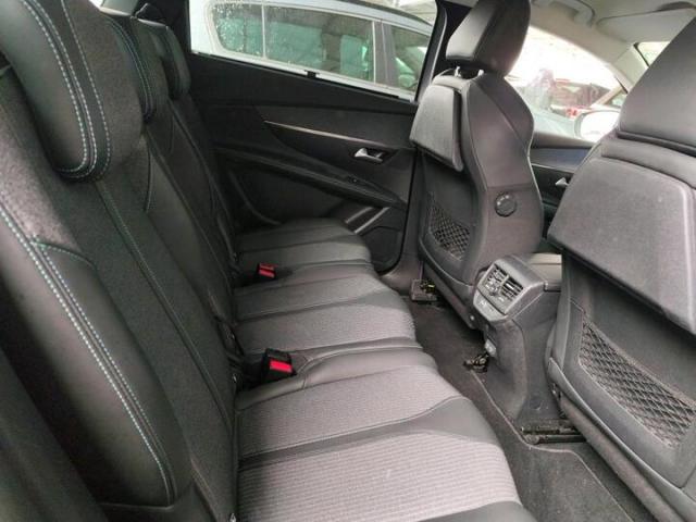 Peugeot 5008 image 5