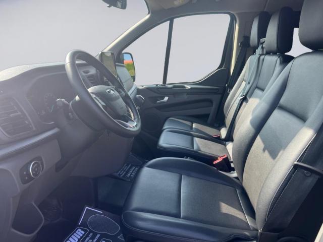 Ford Transit Custom image 2