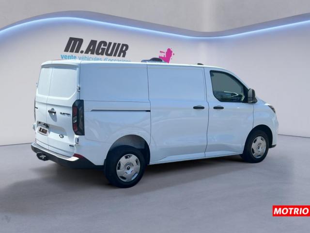 Ford Transit Custom image 9