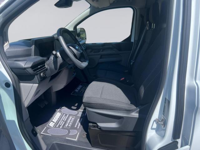 Ford Transit Custom image 8