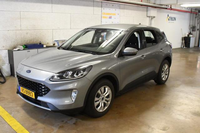 Ford Kuga image 2