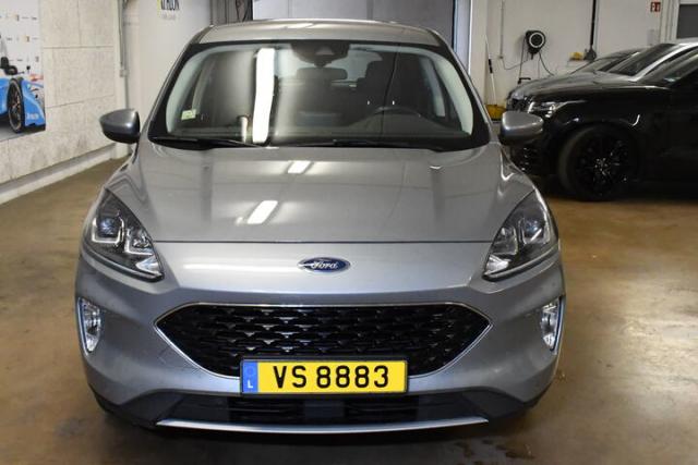 Ford Kuga image 3