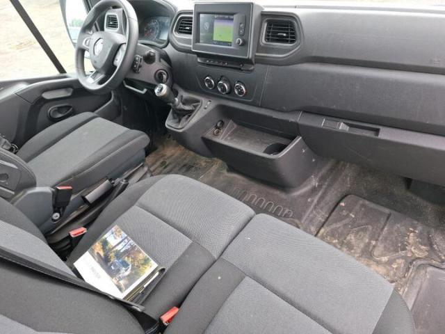 Renault Master image 4