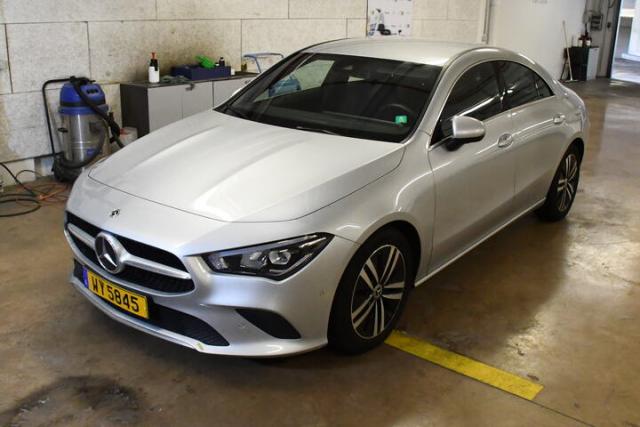 Mercedes Benz Cla image 6