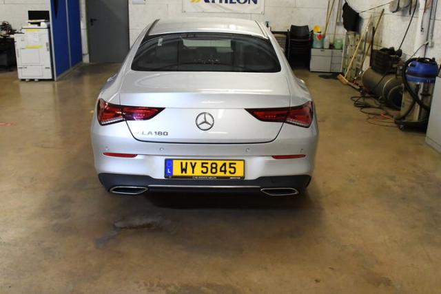 Mercedes Benz Cla image 3