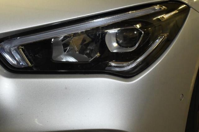 Mercedes Benz Cla image 7