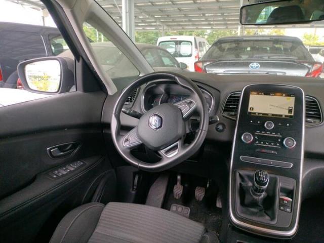 Renault Scénic image 2