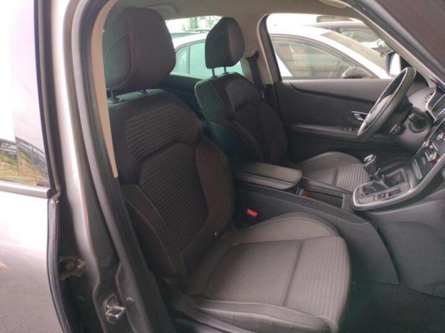 Renault Scénic image 6