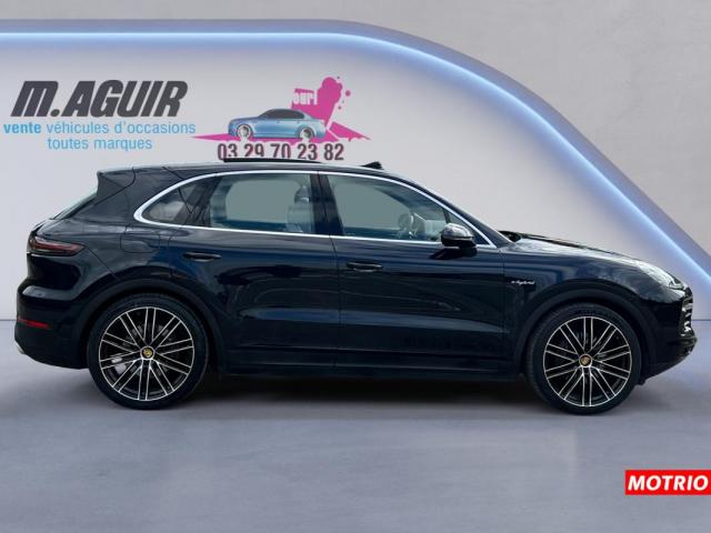 Porsche Cayenne image 6