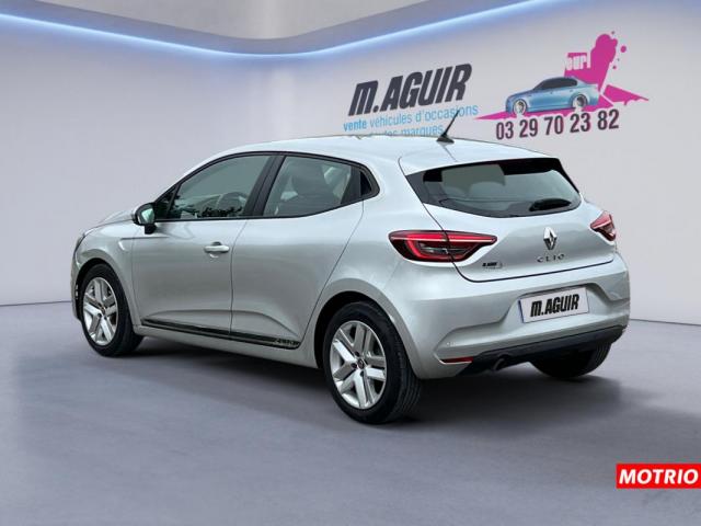 Renault Clio image 9