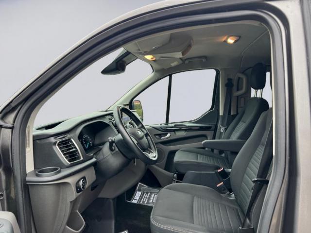 Ford Transit Custom image 5