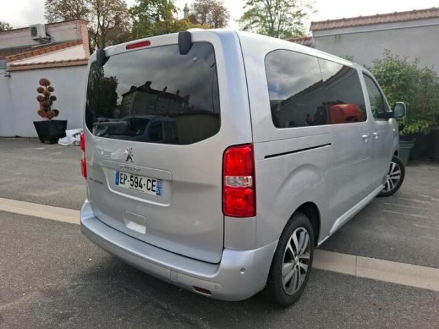 Peugeot Traveller image 2