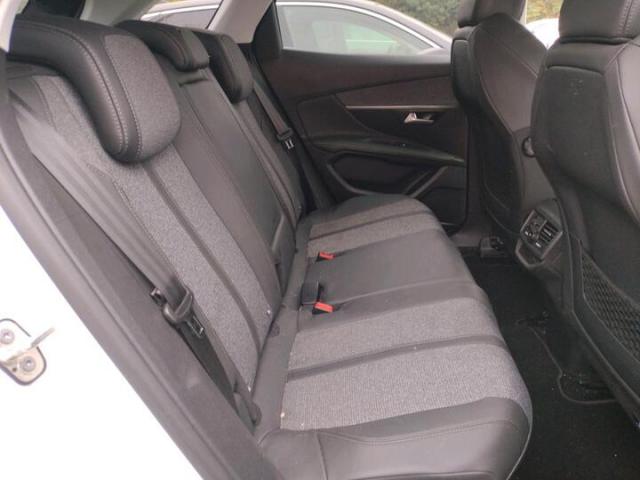 Peugeot 3008 image 1