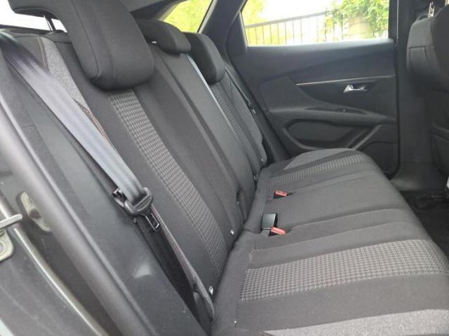 Peugeot 3008 image 8