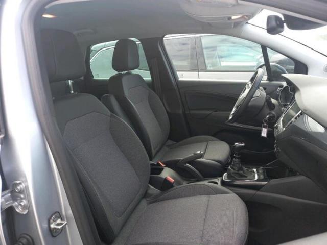 Opel Crossland image 9
