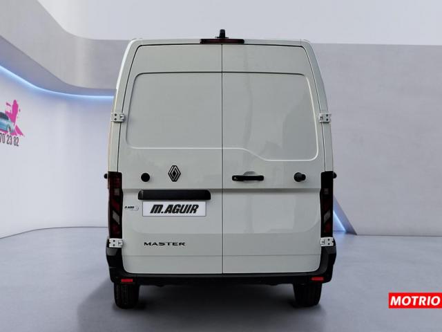 Renault Master image 7