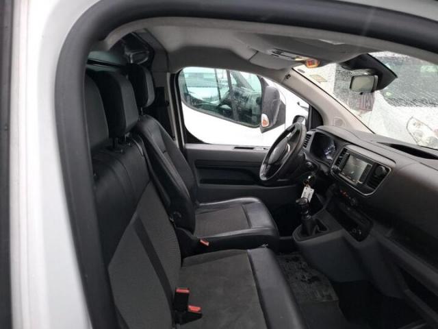 Citroen Jumpy image 2