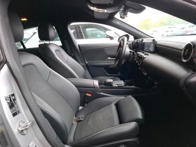 Mercedes Benz Cla Shooting Brake image 3