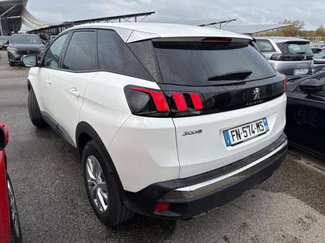 Peugeot 3008 image 9