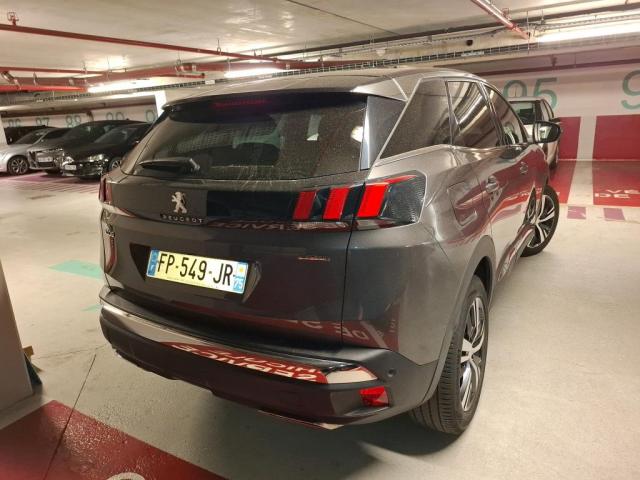 Peugeot 3008 image 2