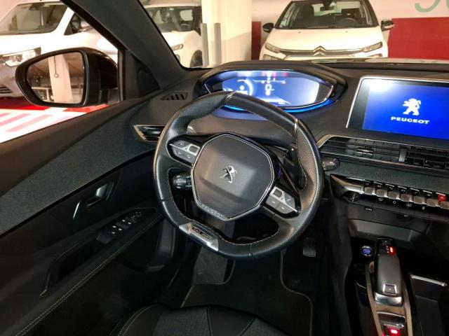 Peugeot 3008 image 1