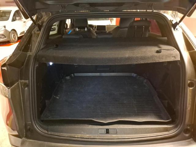 Peugeot 3008 image 3