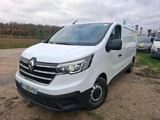 Renault Trafic image 2