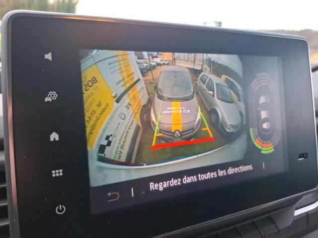 Renault Trafic image 7