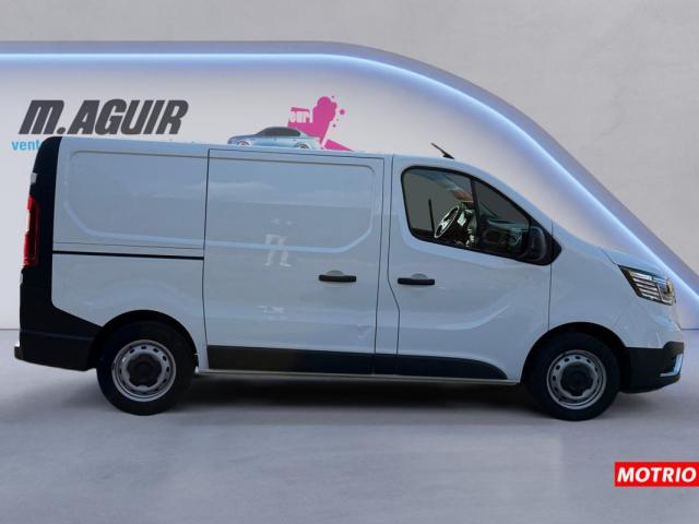 Renault Trafic image 1