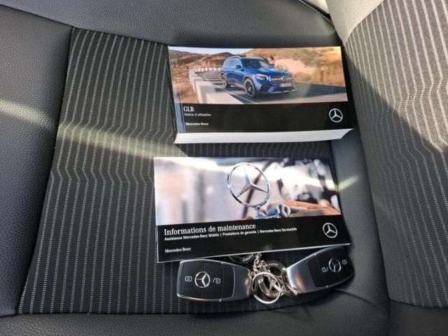 Mercedes Benz Glb image 7