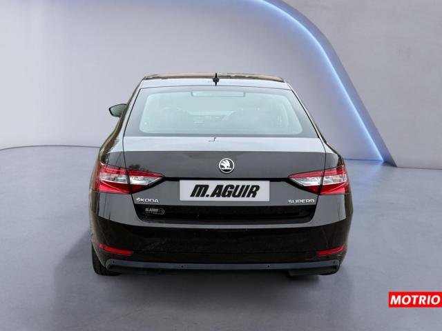 Skoda Superb image 9