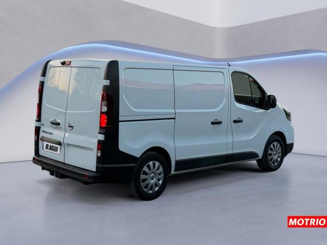 Nissan Primastar image 6