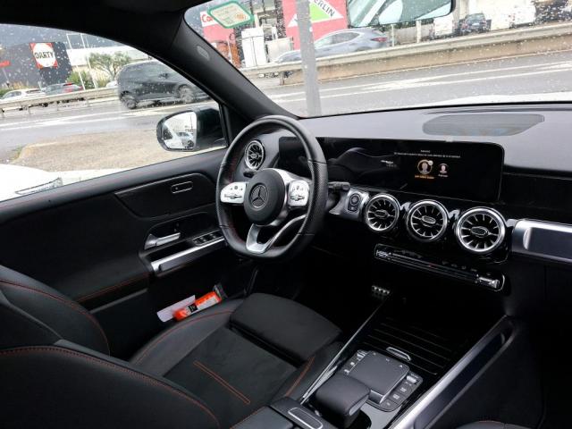 Mercedes Benz Glb image 7