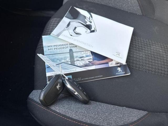 Peugeot 5008 image 4