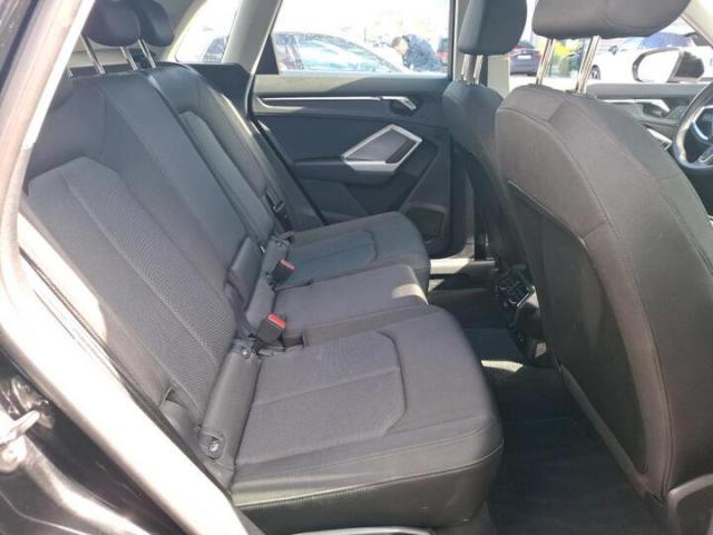 Audi Q3 image 2