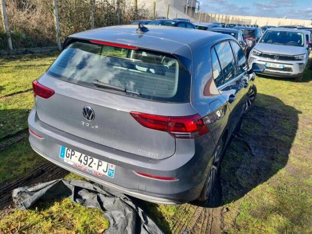 Volkswagen Golf image 8