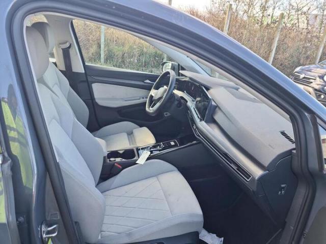 Volkswagen Golf image 1