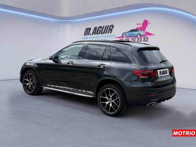 Mercedes Benz Glc image 9