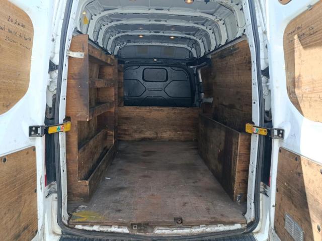 Ford Transit Custom image 3