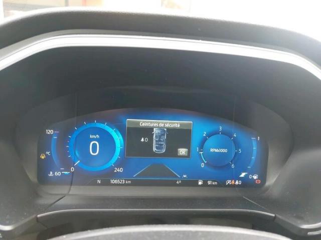 Ford Kuga image 2