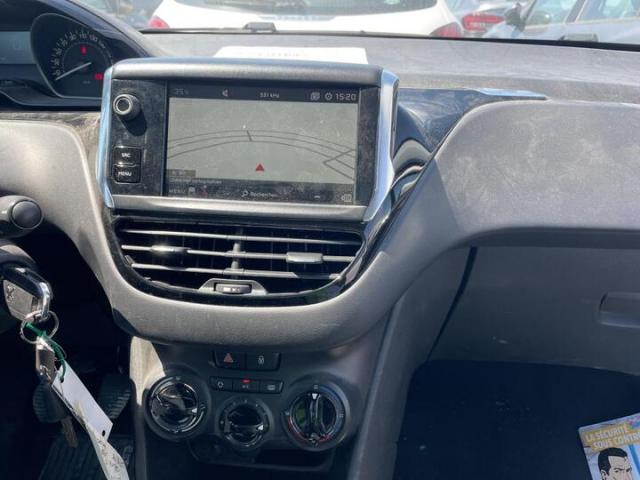 Peugeot 208 Affaire image 3