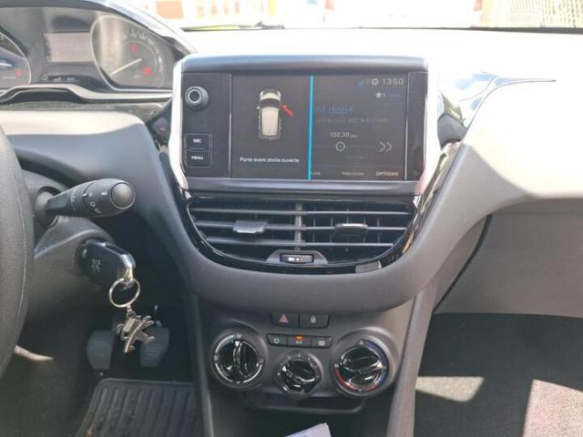 Peugeot 208 Affaire image 9