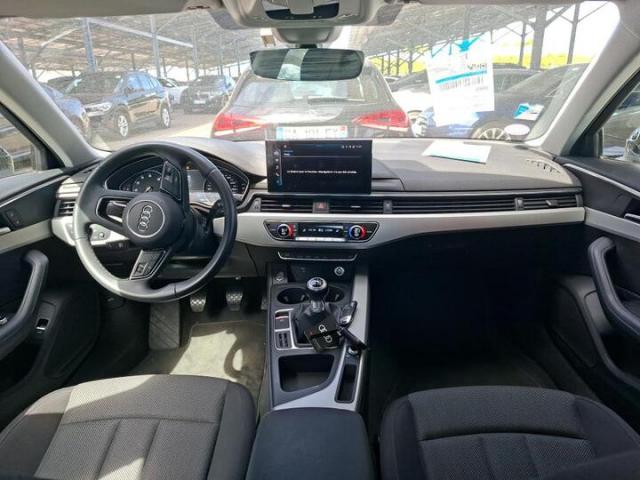 Audi A4 image 4