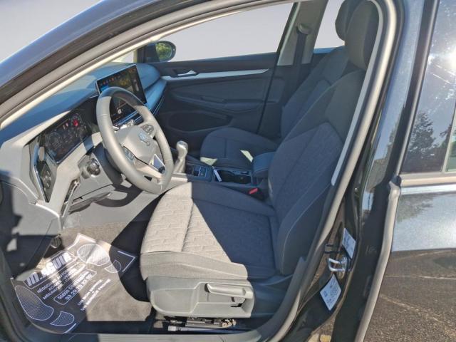 Volkswagen Golf image 1