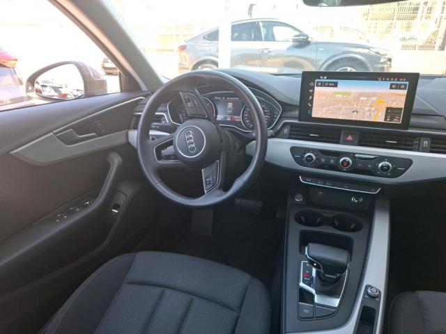 Audi A4 image 9